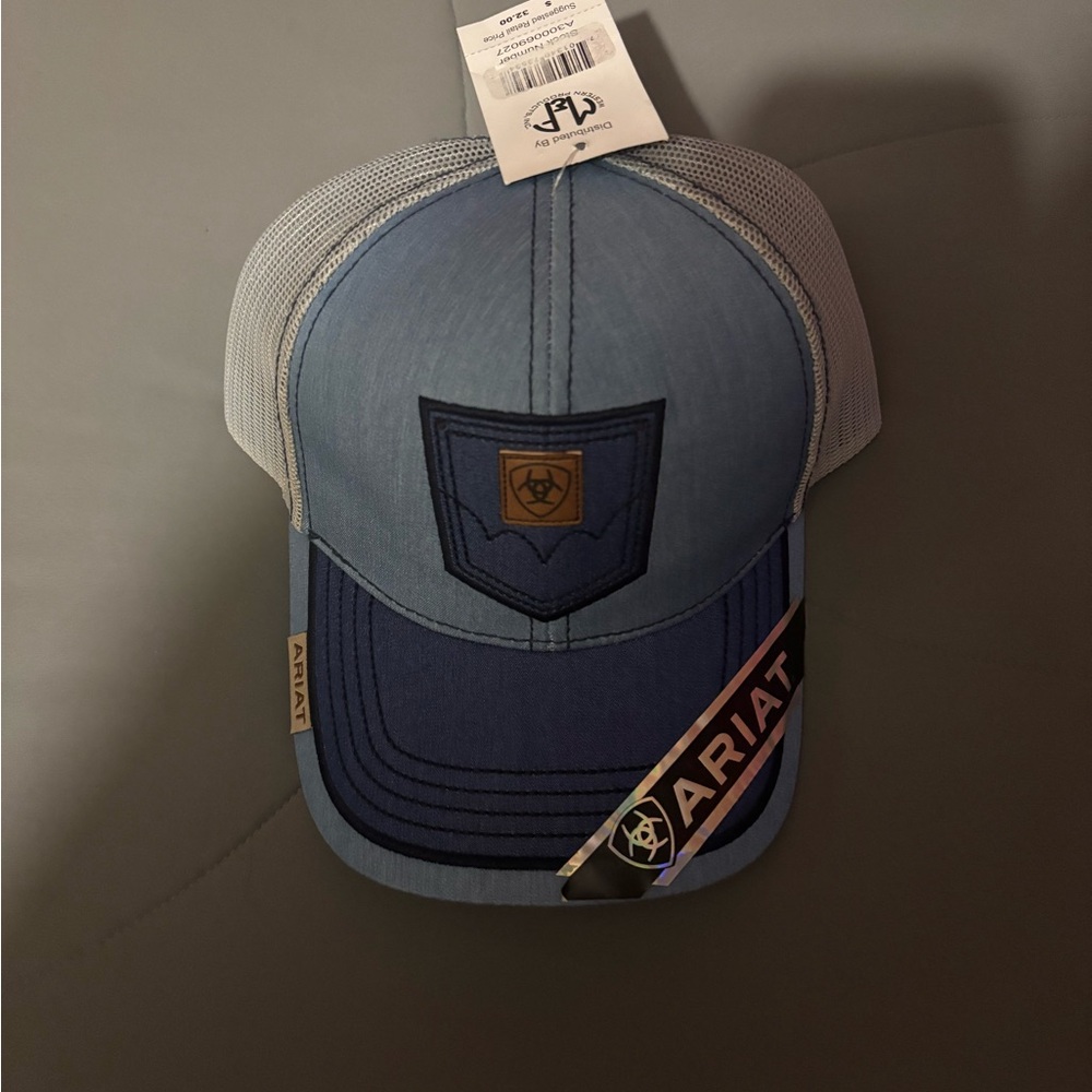 NWT Men's Ariat hat